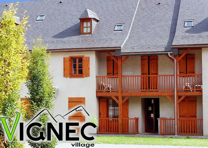 Chaleureux, 2 Pieces Pour 4 Personnes Avec Acces Piscine - Fr-1-504-424 *