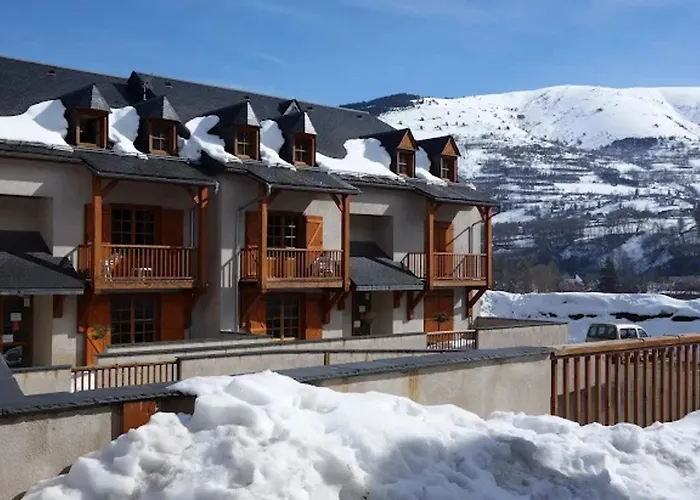 Chaleureux, 2 Pieces Pour 4 Personnes Avec Acces Piscine - Fr-1-504-424 * Vignec